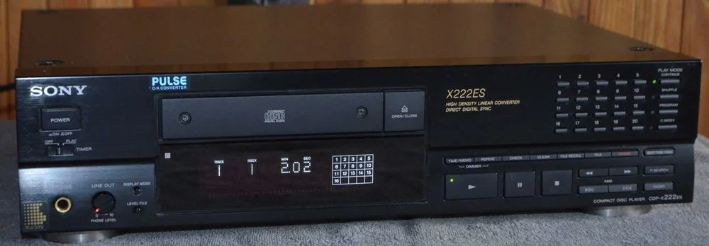 wzorowy stan Sony CDP-X222ES odtwarzacz CD + Pilot