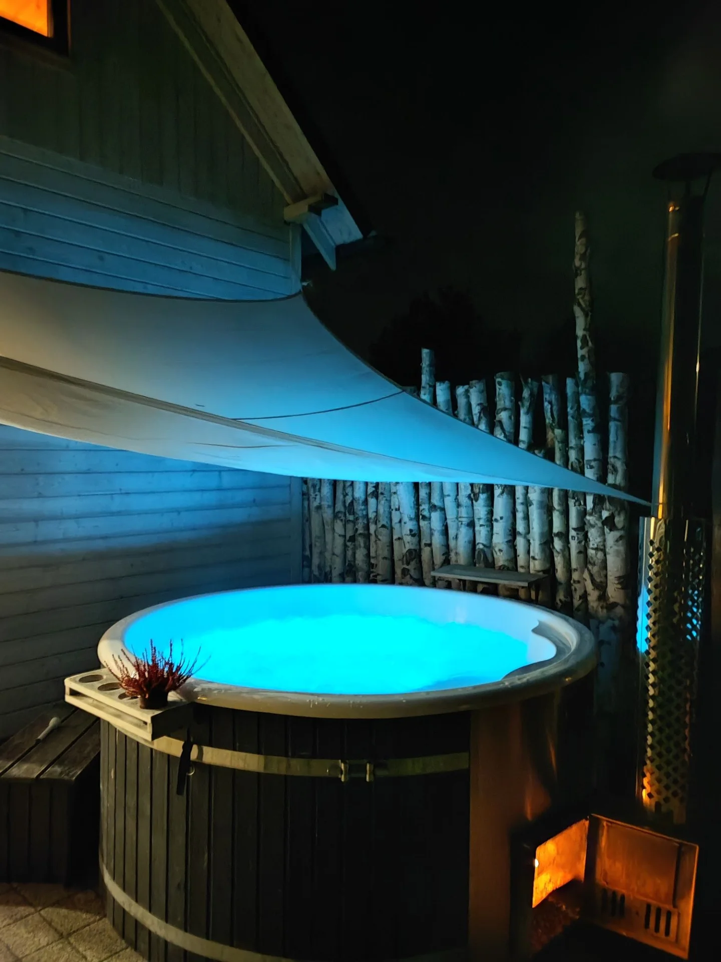 Duży Brzozowy Domek z jacuzzi na wyłączność, balia, Kaszuby, wakacje