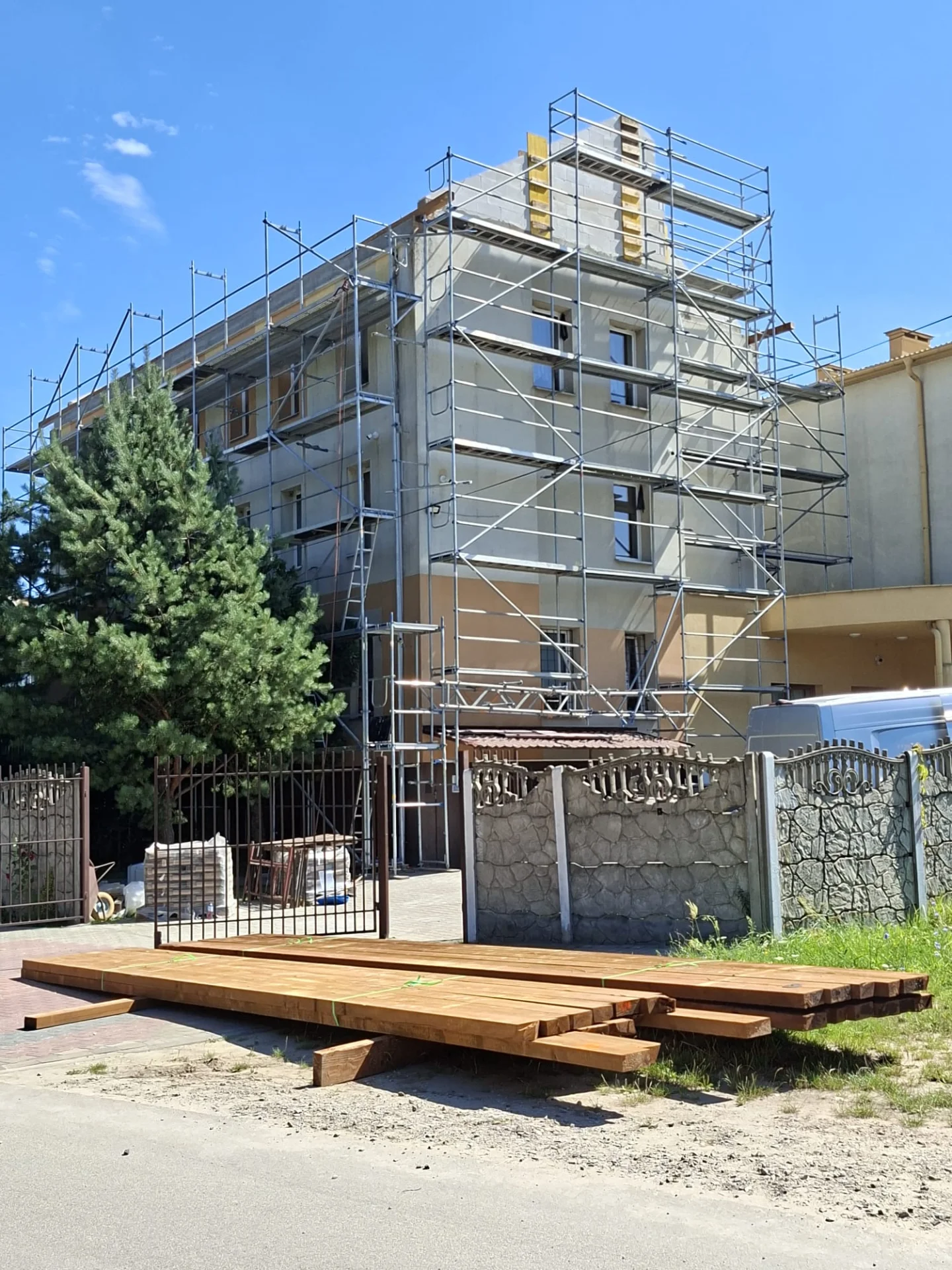 rusztowania wynajem i montaż