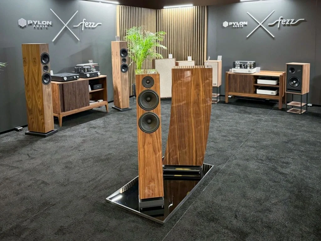 Pylon Audio Jasper 25 mkII Ral Lakier Wysoki Połysk Kolumny Podłogowe Skarżysko-Kamienna www.audioswiat.pl