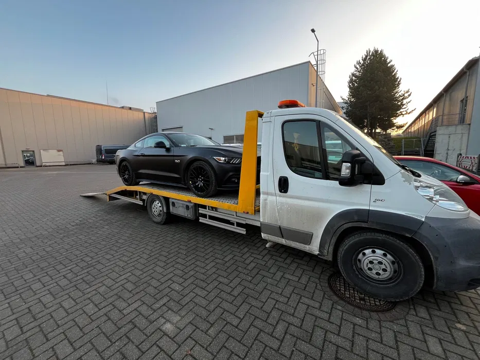 Holowanie 24/7 Pomoc Drogowa Laweta Transport Bielsko-Biala Czechowice