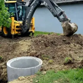 roboty ziemne , przyłącza instalacyjne, makroniwelacja terenu,