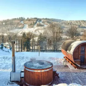 FERIE W GÓRACH - noclegi ze śniadaniami, wyciągi, sauna, balia,