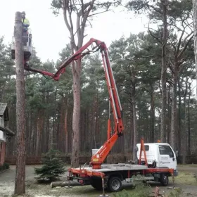 Podnośnik Koszowy Czyszczenie Elewacji Czyszczenie Kostki Brukowej